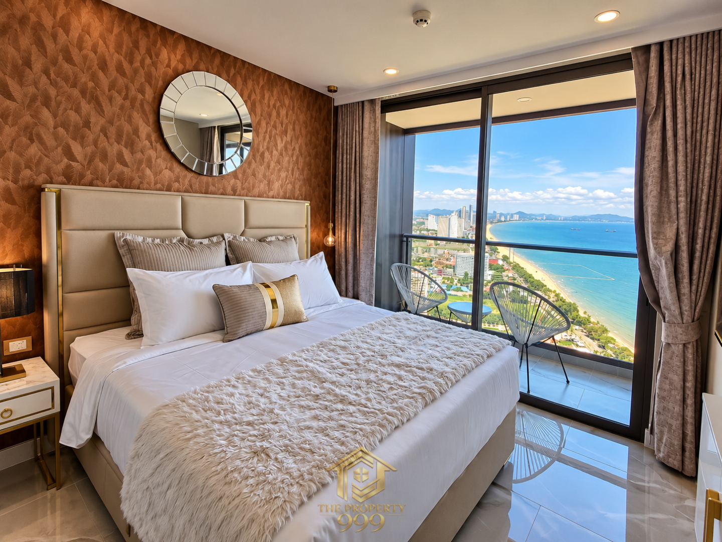 Copacabana Beach Jomtien - Image 2
